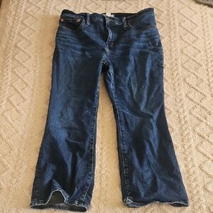 Madewell Mid Rise Kick Out Jeans‎ 30P Petite Dark Wash Flare Cropped